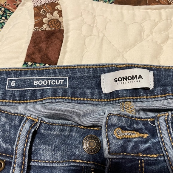 Jeans - Picture 3 of 3